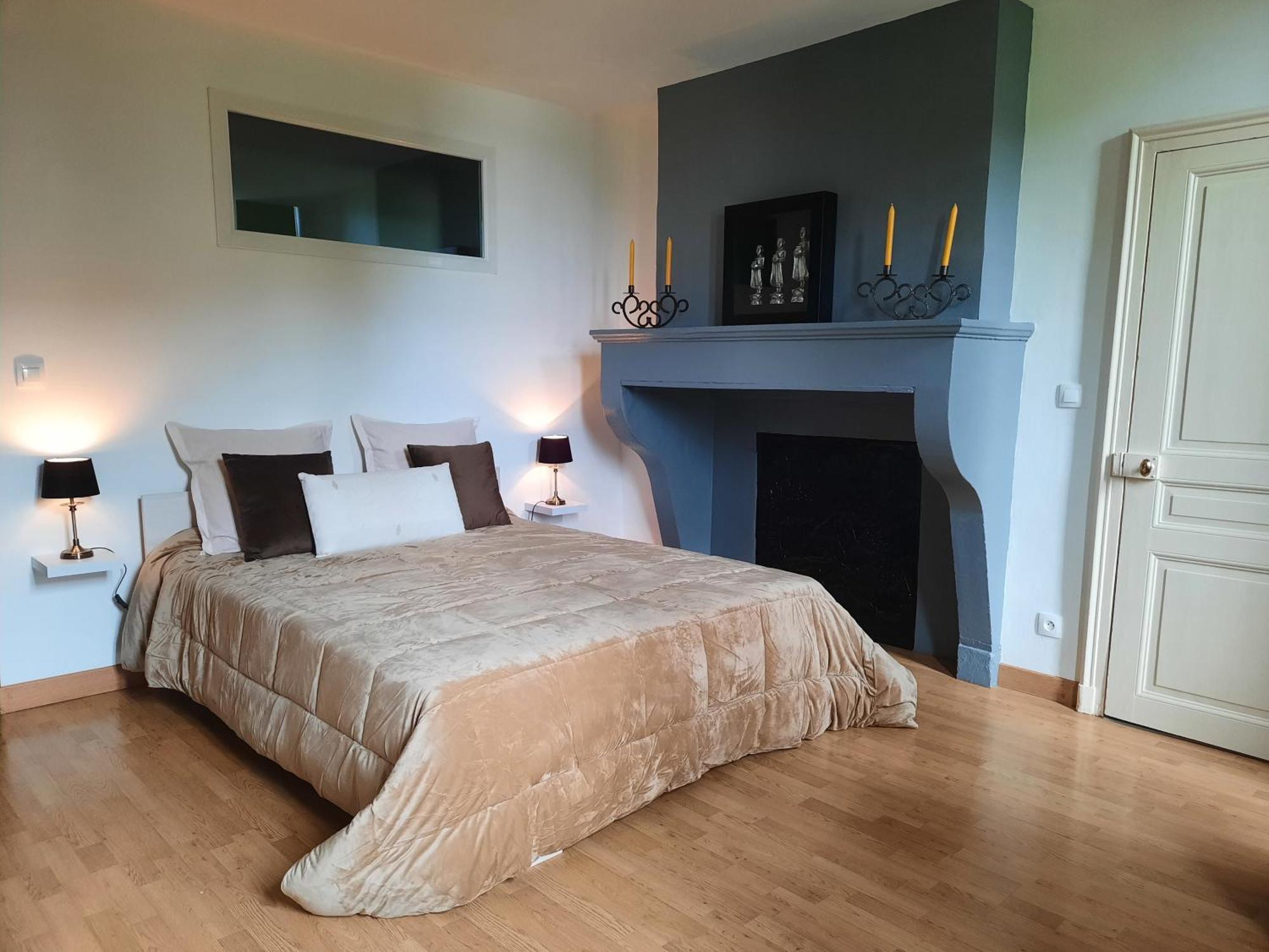 Appartement Vieille Ville ヴェルダン・シュル・ムーズ エクステリア 写真